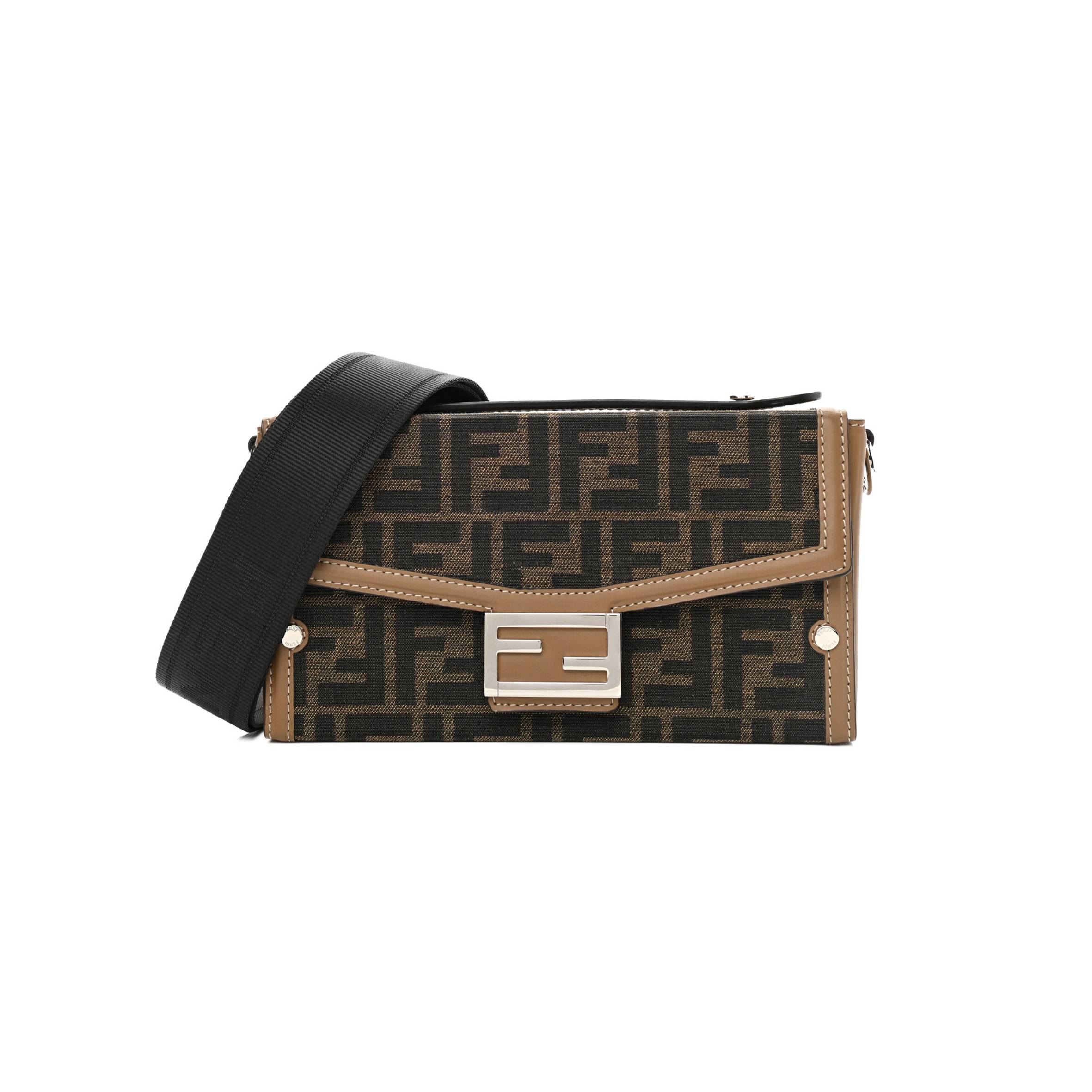 FENDI RECYCLED FABRIC JACQUARD VITELLO KING FF 1974 BAGUETTE SOFT TRUNK TOBACCO MORO SAND (28*15*6cm)